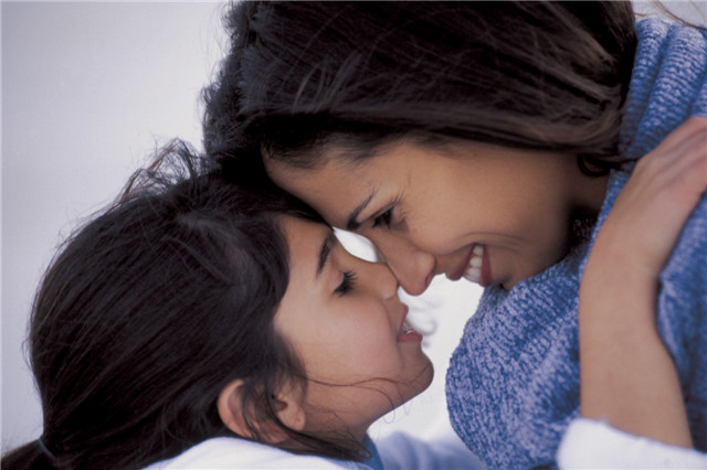 wesgr-27105-Mothers Day collection mother and daughter.jpg