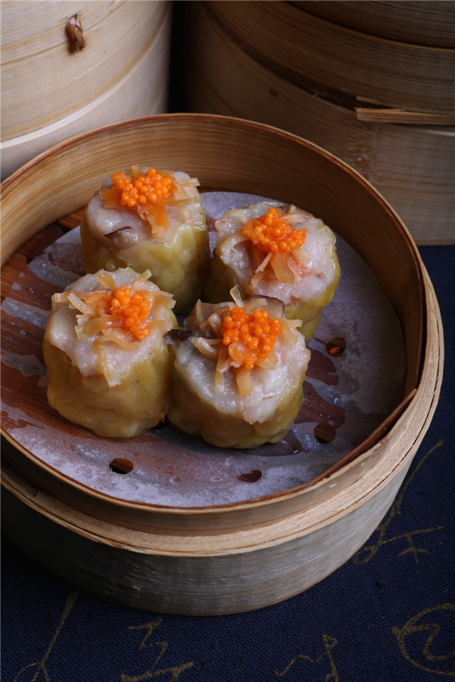 瑶柱蟹籽烧麦.jpg