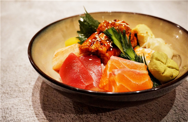 eel sashimi.jpg