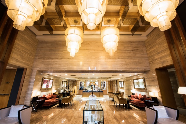 batch_Fairmont Gold Lounge.jpg